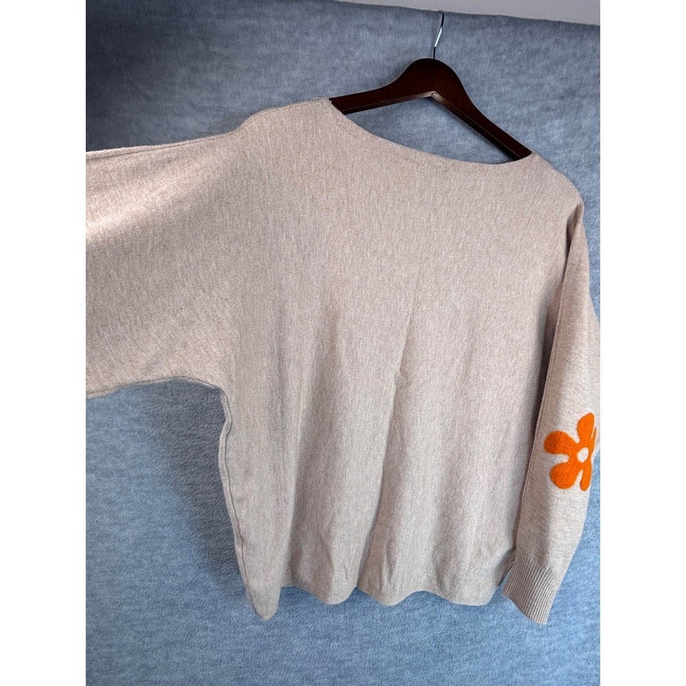 Beige Sweater S Felted Floral Appliqué Light Boho MCM  Hippie Neutral‎ Oversized - Picture 9 of 11